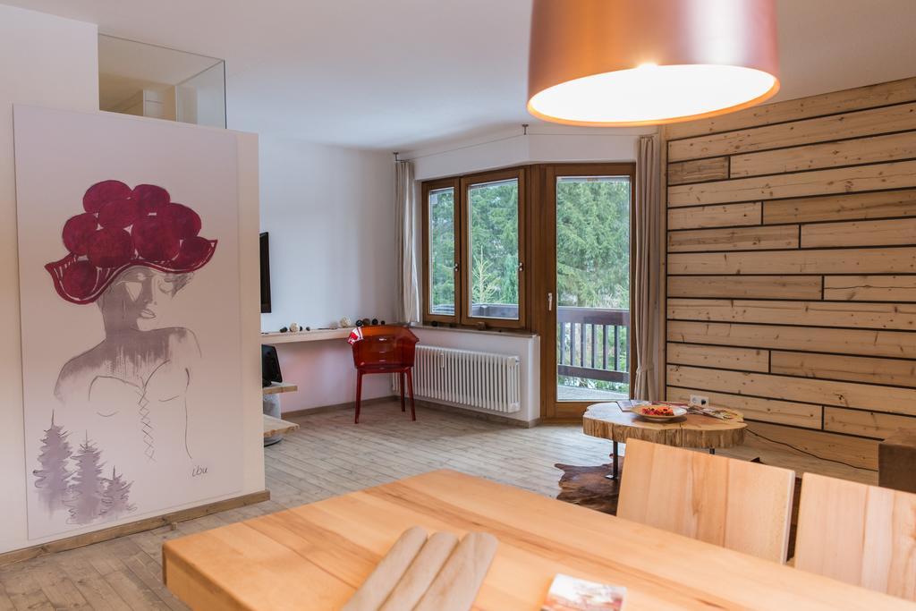 Kuckucksnester Titisee Oda fotoğraf